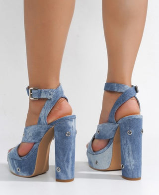 Sky High Grommet Platform – Acid Wash Denim